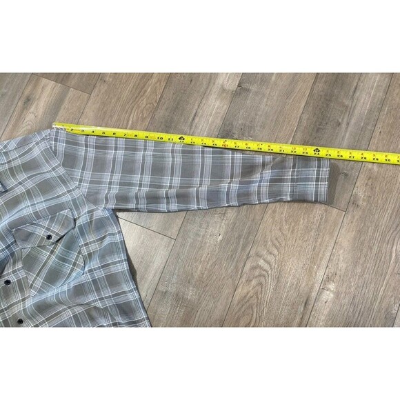 Unknown Industries IZZY Mens L Gray Plaid Button Up Long Sleeve Flannel Shirt - Picture 6 of 8